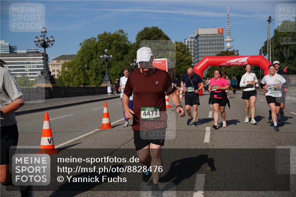 07.09.2025 - BARMER Alsterlauf Yannick Fuchs http://msf.ph/oto/8828476 07.09.2025 10:14:22 Laufen 4477, 3488, 806, 3052 meine-sportfotos.de