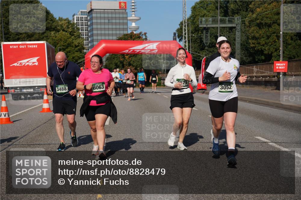 07.09.2025 - BARMER Alsterlauf Yannick Fuchs http://msf.ph/oto/8828479 07.09.2025 10:14:23 Laufen 3488, 8063, 39, 3052 meine-sportfotos.de