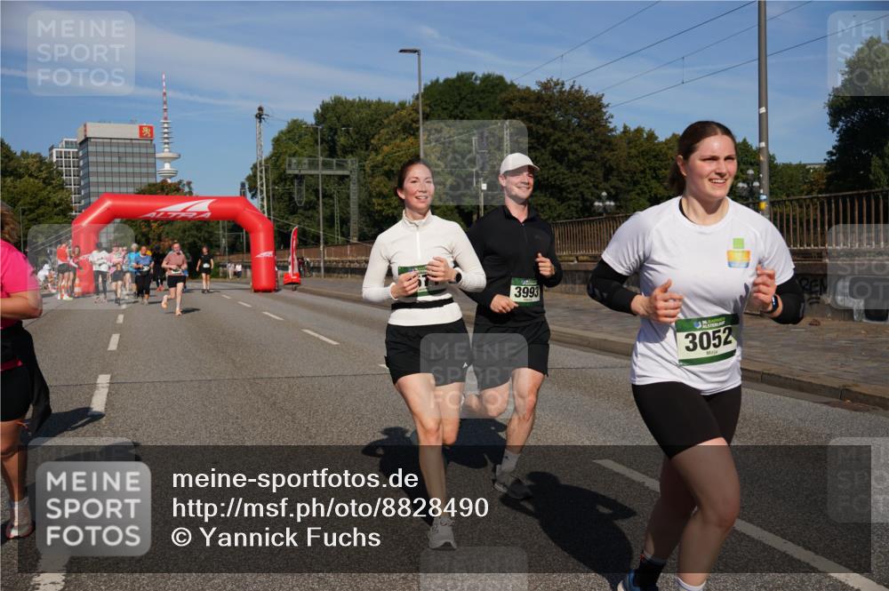 07.09.2025 - BARMER Alsterlauf Yannick Fuchs http://msf.ph/oto/8828490 07.09.2025 10:14:25 Laufen 3993, 3052 meine-sportfotos.de