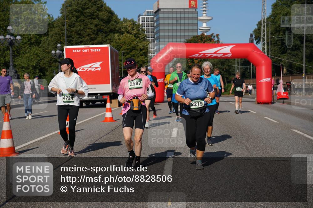 07.09.2025 - BARMER Alsterlauf Yannick Fuchs http://msf.ph/oto/8828506 07.09.2025 10:14:33 Laufen 4724, 2, 2587, 2219 meine-sportfotos.de