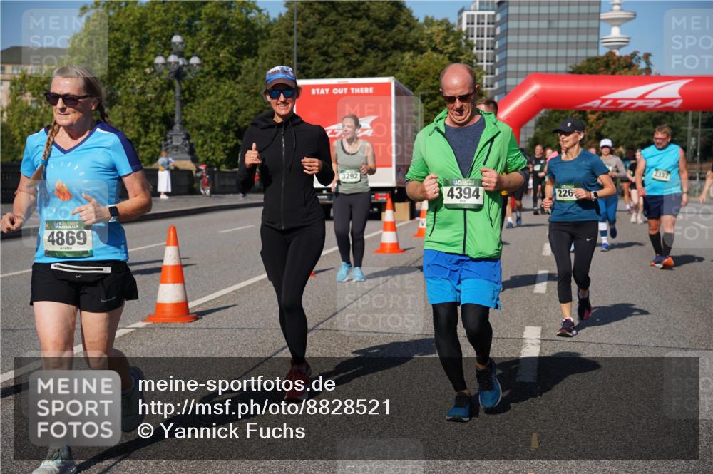 07.09.2025 - BARMER Alsterlauf Yannick Fuchs http://msf.ph/oto/8828521 07.09.2025 10:14:38 Laufen 4869, 3292, 4394, 226, 2337 meine-sportfotos.de