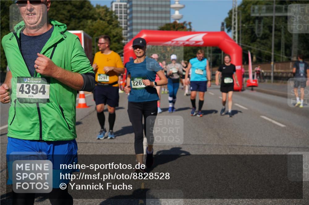 07.09.2025 - BARMER Alsterlauf Yannick Fuchs http://msf.ph/oto/8828528 07.09.2025 10:14:40 Laufen 36, 4394, 3291, 226 meine-sportfotos.de