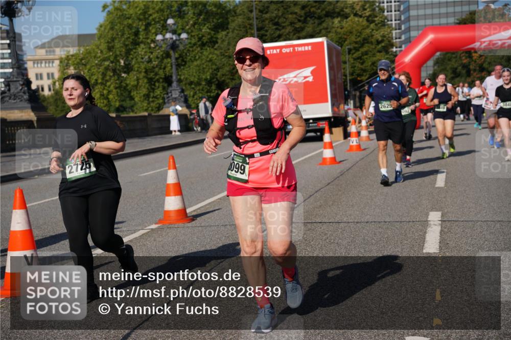 07.09.2025 - BARMER Alsterlauf Yannick Fuchs http://msf.ph/oto/8828539 07.09.2025 10:14:44 Laufen 2725, 099, 2625, 092, 3848 meine-sportfotos.de
