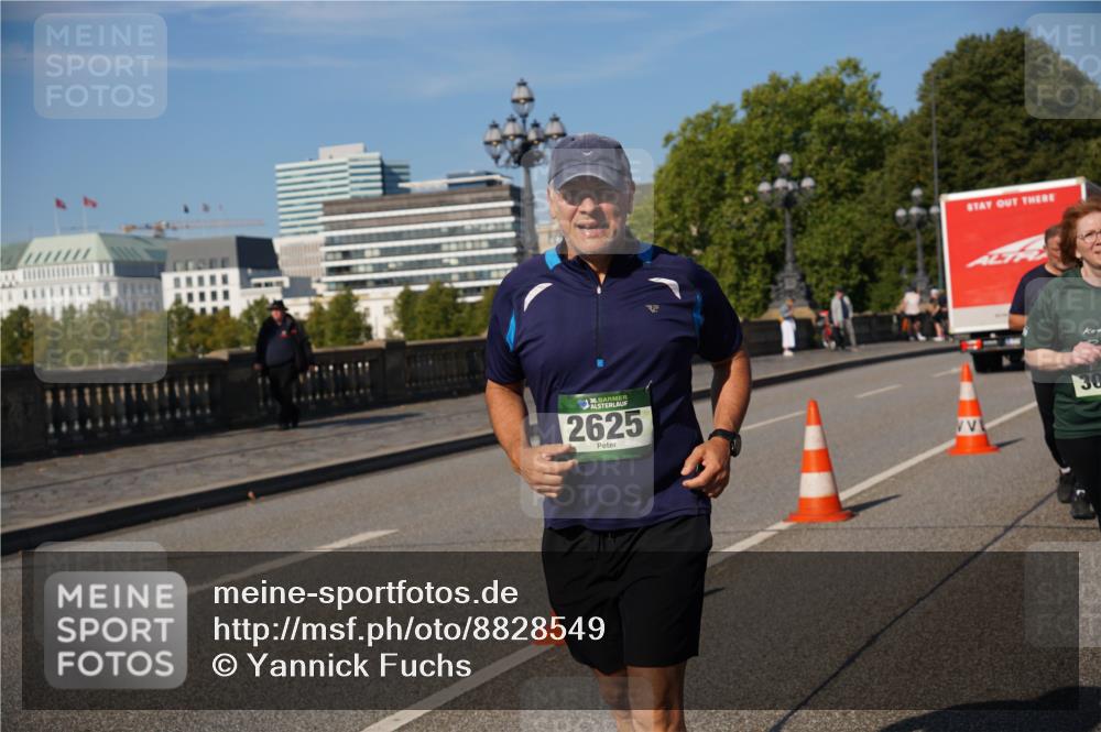 07.09.2025 - BARMER Alsterlauf Yannick Fuchs http://msf.ph/oto/8828549 07.09.2025 10:14:49 Laufen 36, 2625, 30 meine-sportfotos.de