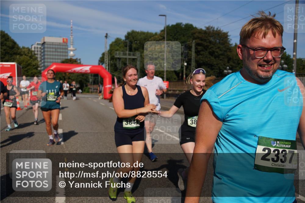 07.09.2025 - BARMER Alsterlauf Yannick Fuchs http://msf.ph/oto/8828554 07.09.2025 10:14:51 Laufen 306, 5706, 284, 364, 38, 36, 2337 meine-sportfotos.de
