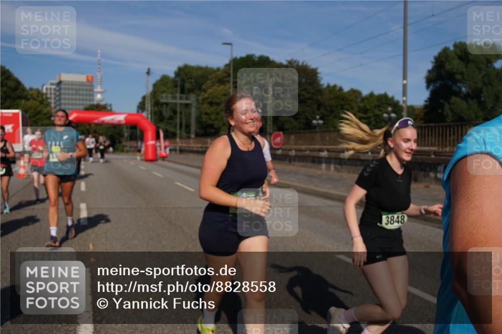 07.09.2025 - BARMER Alsterlauf Yannick Fuchs http://msf.ph/oto/8828558 07.09.2025 10:14:51 Laufen 3848 meine-sportfotos.de