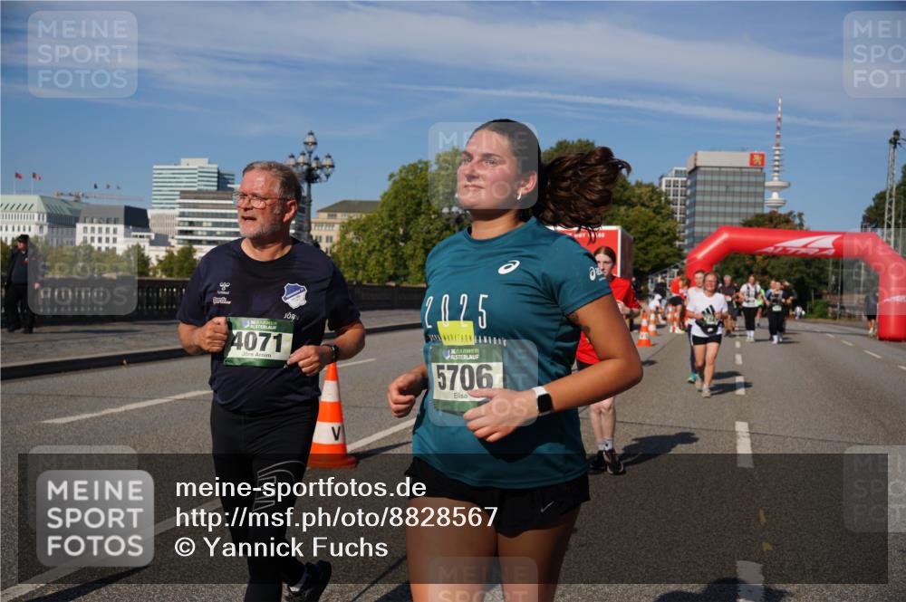 07.09.2025 - BARMER Alsterlauf Yannick Fuchs http://msf.ph/oto/8828567 07.09.2025 10:14:53 Laufen 4071, 2025, 36, 5706 meine-sportfotos.de