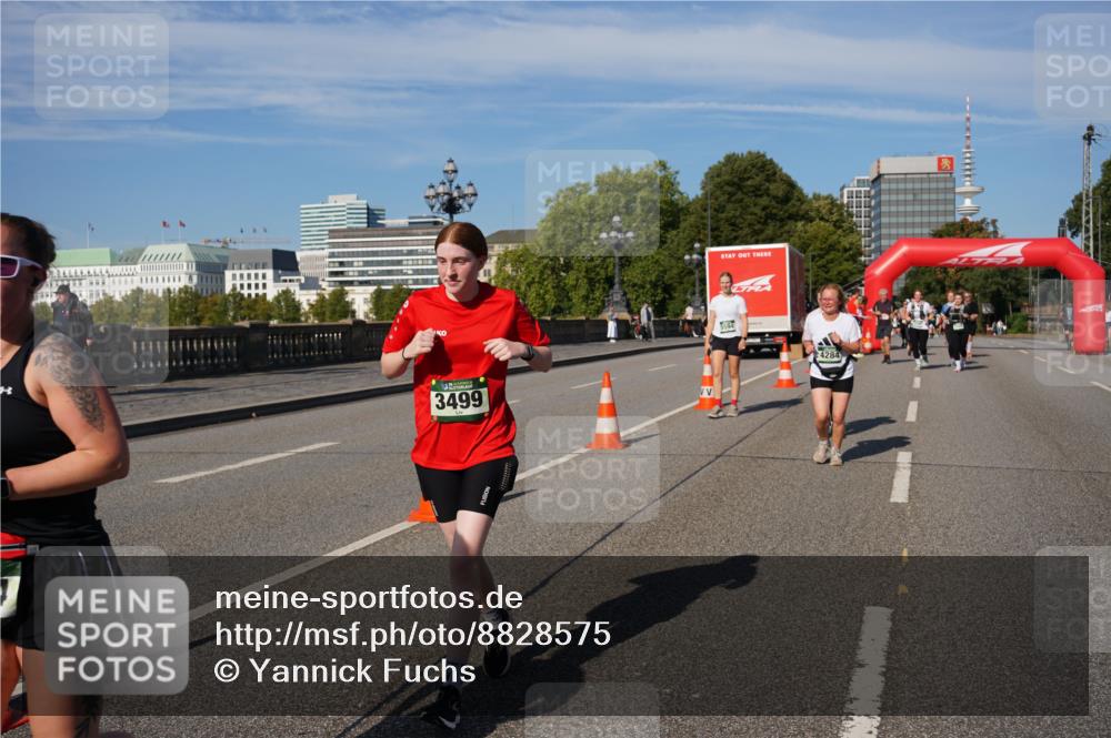 07.09.2025 - BARMER Alsterlauf Yannick Fuchs http://msf.ph/oto/8828575 07.09.2025 10:14:54 Laufen 3499, 4284 meine-sportfotos.de