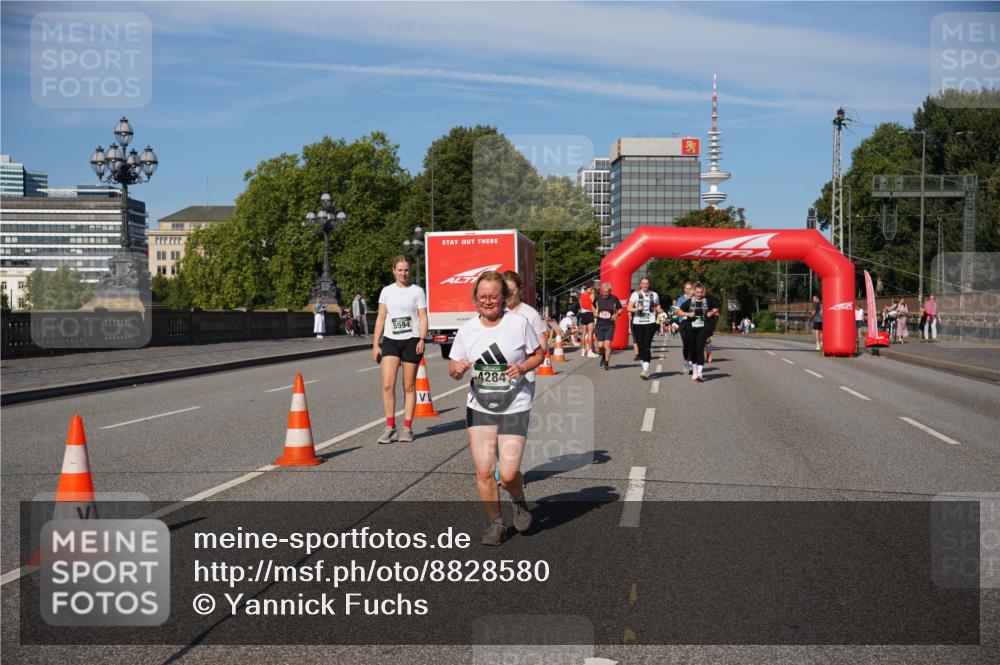 07.09.2025 - BARMER Alsterlauf Yannick Fuchs http://msf.ph/oto/8828580 07.09.2025 10:14:55 Laufen 5594, 4284 meine-sportfotos.de