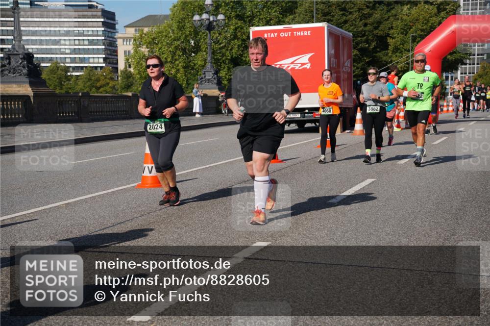07.09.2025 - BARMER Alsterlauf Yannick Fuchs http://msf.ph/oto/8828605 07.09.2025 10:15:03 Laufen 2024, 4060, 3882 meine-sportfotos.de