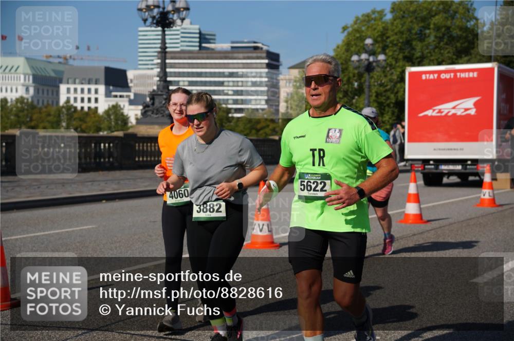 07.09.2025 - BARMER Alsterlauf Yannick Fuchs http://msf.ph/oto/8828616 07.09.2025 10:15:07 Laufen 4060, 3882, 36, 5622 meine-sportfotos.de