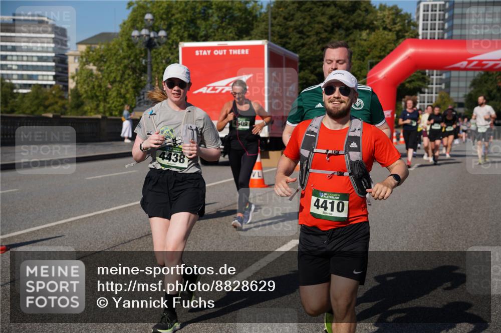 07.09.2025 - BARMER Alsterlauf Yannick Fuchs http://msf.ph/oto/8828629 07.09.2025 10:15:15 Laufen 4438, 4509, 36, 4410 meine-sportfotos.de