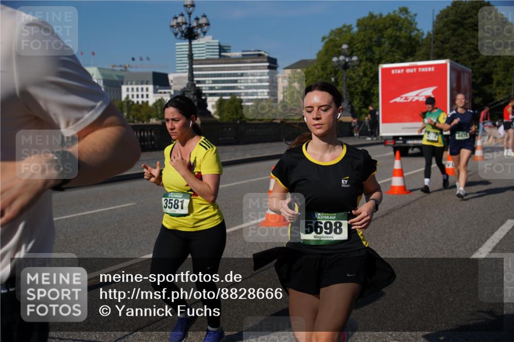 07.09.2025 - BARMER Alsterlauf Yannick Fuchs http://msf.ph/oto/8828666 07.09.2025 10:15:26 Laufen 3581, 36, 5698, 4975 meine-sportfotos.de