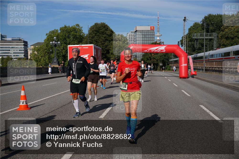 07.09.2025 - BARMER Alsterlauf Yannick Fuchs http://msf.ph/oto/8828682 07.09.2025 10:15:29 Laufen 2980, 6044, 5540, 138 meine-sportfotos.de