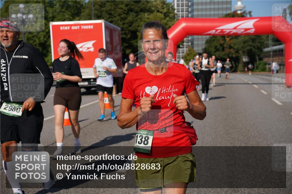 07.09.2025 - BARMER Alsterlauf Yannick Fuchs http://msf.ph/oto/8828683 07.09.2025 10:15:30 Laufen 2980, 138, 11 meine-sportfotos.de