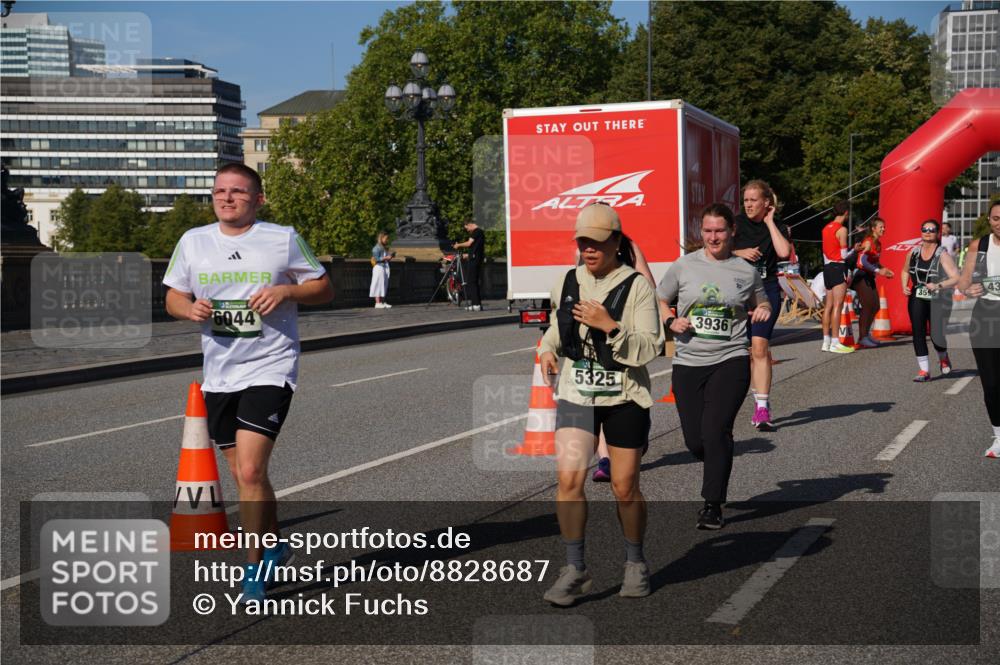 07.09.2025 - BARMER Alsterlauf Yannick Fuchs http://msf.ph/oto/8828687 07.09.2025 10:15:33 Laufen 6044, 5325, 3936, 3595 meine-sportfotos.de