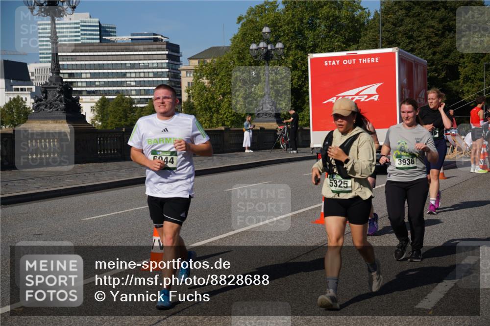 07.09.2025 - BARMER Alsterlauf Yannick Fuchs http://msf.ph/oto/8828688 07.09.2025 10:15:33 Laufen 44, 5325, 3936 meine-sportfotos.de