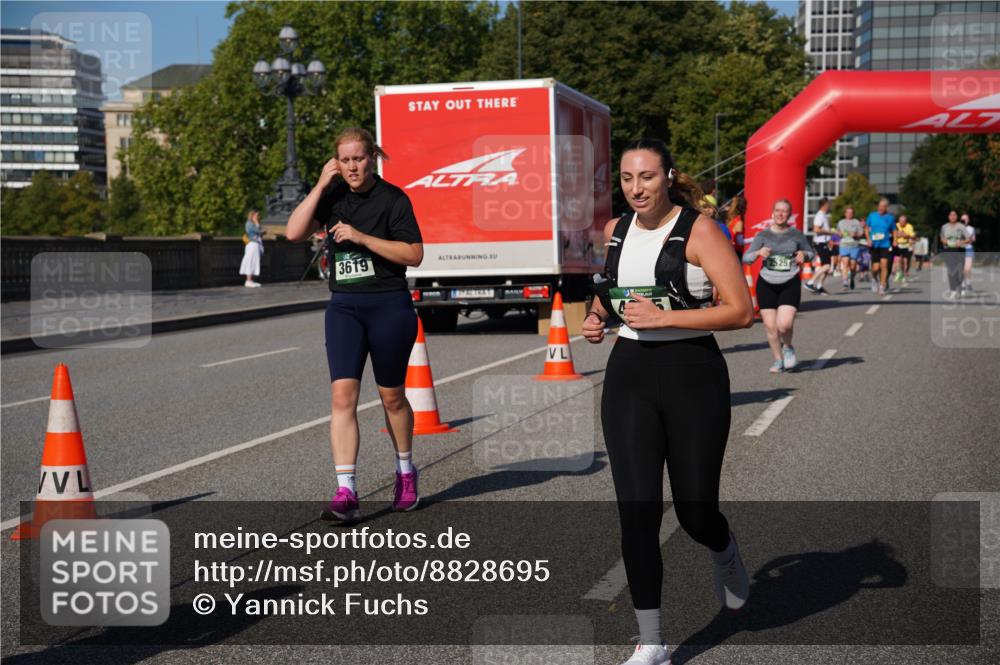 07.09.2025 - BARMER Alsterlauf Yannick Fuchs http://msf.ph/oto/8828695 07.09.2025 10:15:35 Laufen 3619 meine-sportfotos.de