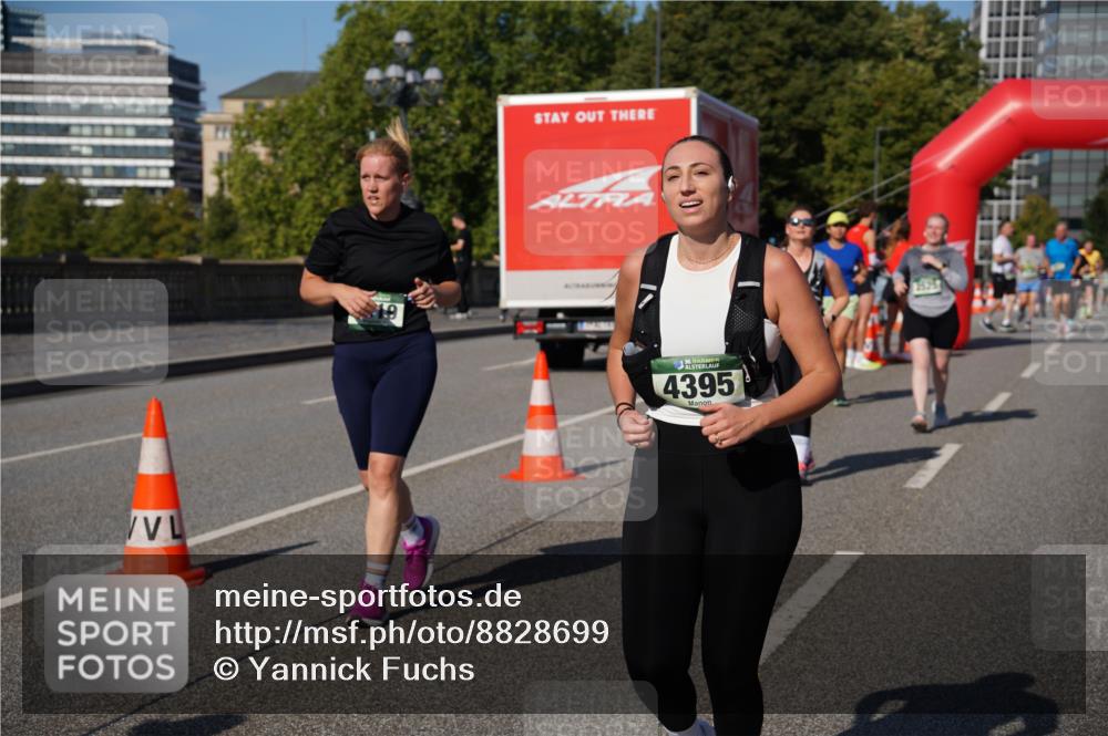 07.09.2025 - BARMER Alsterlauf Yannick Fuchs http://msf.ph/oto/8828699 07.09.2025 10:15:36 Laufen 19, 36, 4395, 3525 meine-sportfotos.de