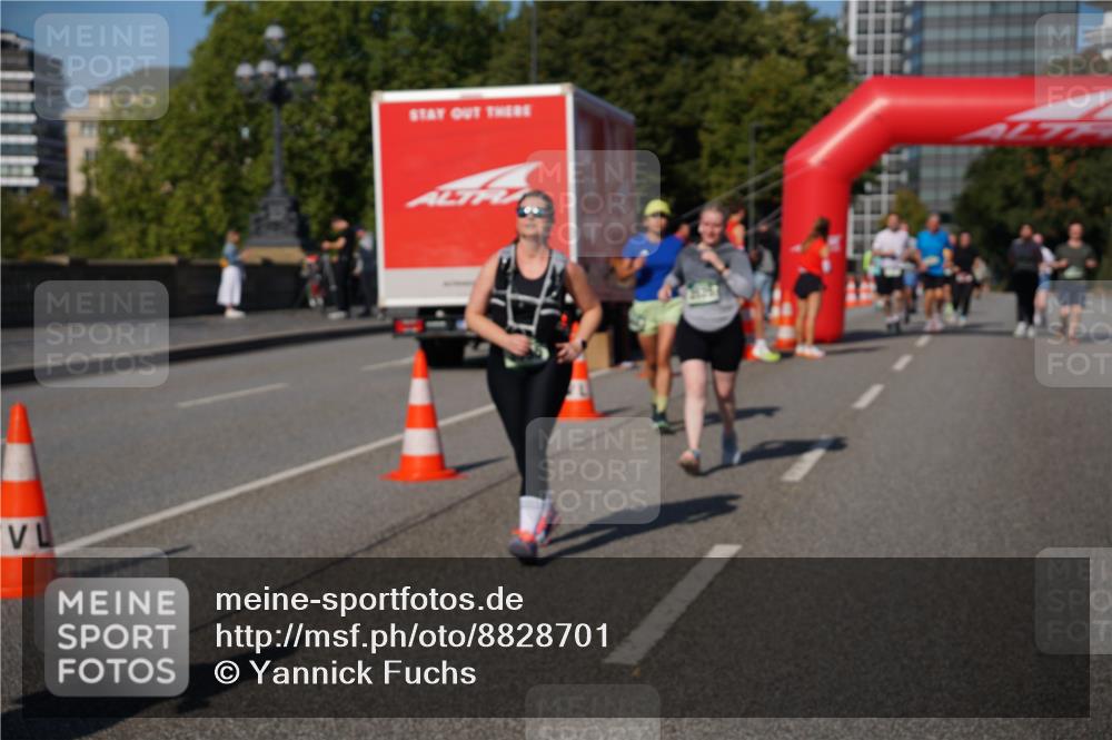 07.09.2025 - BARMER Alsterlauf Yannick Fuchs http://msf.ph/oto/8828701 07.09.2025 10:15:37 Laufen  meine-sportfotos.de