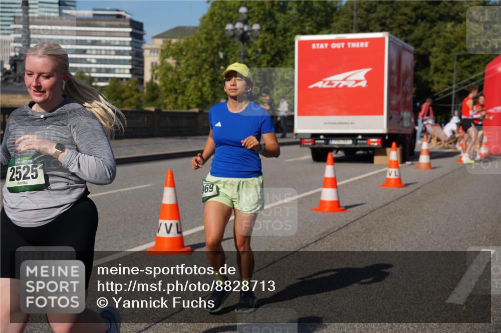 07.09.2025 - BARMER Alsterlauf Yannick Fuchs http://msf.ph/oto/8828713 07.09.2025 10:15:41 Laufen 2525, 969 meine-sportfotos.de