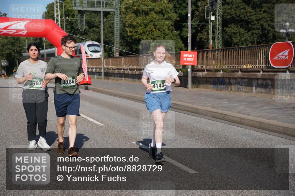 07.09.2025 - BARMER Alsterlauf Yannick Fuchs http://msf.ph/oto/8828729 07.09.2025 10:15:49 Laufen 3787, 10, 3786, 10, 4145 meine-sportfotos.de