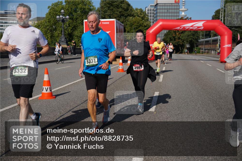 07.09.2025 - BARMER Alsterlauf Yannick Fuchs http://msf.ph/oto/8828735 07.09.2025 10:15:52 Laufen 5332, 5331, 2983 meine-sportfotos.de