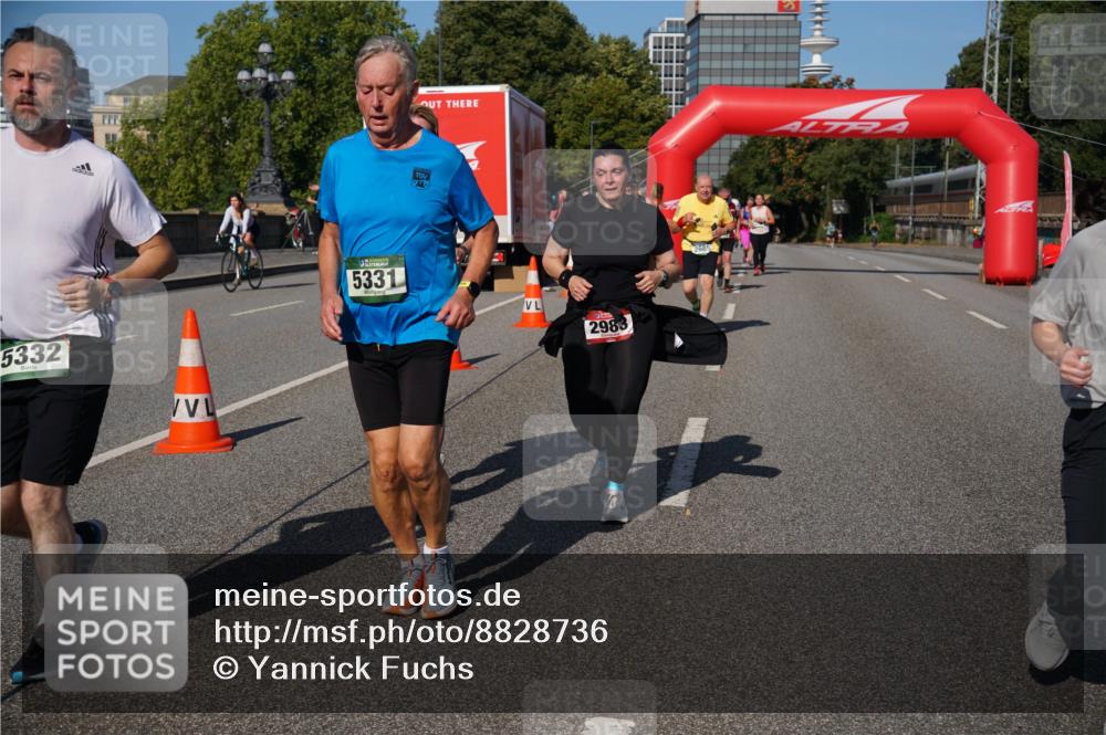 07.09.2025 - BARMER Alsterlauf Yannick Fuchs http://msf.ph/oto/8828736 07.09.2025 10:15:52 Laufen 5332, 5331, 2983 meine-sportfotos.de