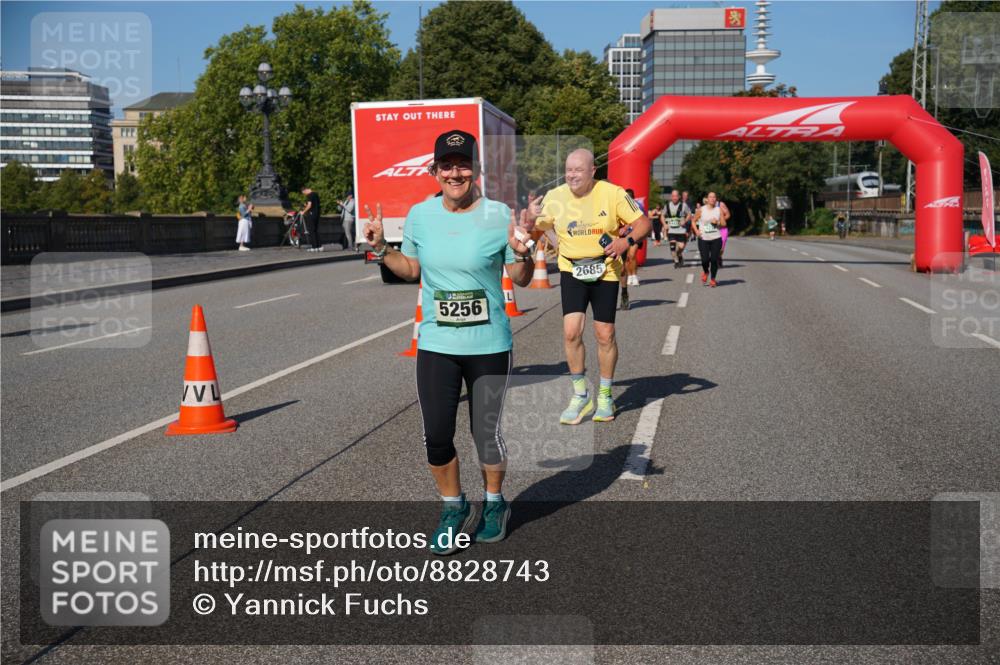 07.09.2025 - BARMER Alsterlauf Yannick Fuchs http://msf.ph/oto/8828743 07.09.2025 10:15:55 Laufen 2685, 5256 meine-sportfotos.de