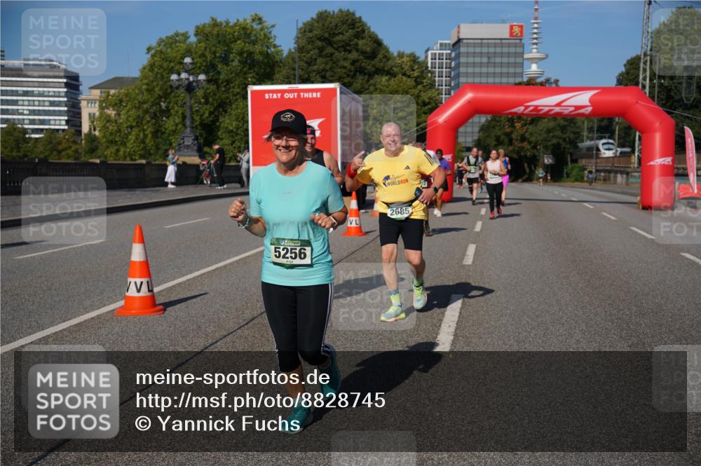 07.09.2025 - BARMER Alsterlauf Yannick Fuchs http://msf.ph/oto/8828745 07.09.2025 10:15:55 Laufen 5256, 2685 meine-sportfotos.de