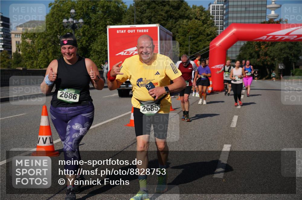 07.09.2025 - BARMER Alsterlauf Yannick Fuchs http://msf.ph/oto/8828753 07.09.2025 10:15:57 Laufen 2686, 2685 meine-sportfotos.de