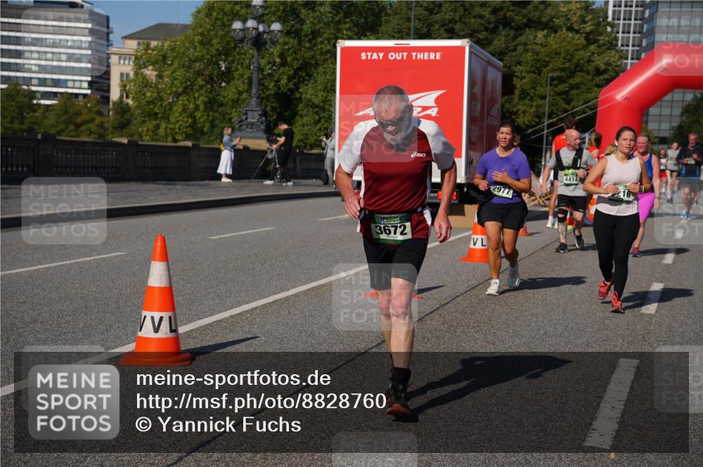 07.09.2025 - BARMER Alsterlauf Yannick Fuchs http://msf.ph/oto/8828760 07.09.2025 10:16:00 Laufen 3672, 4414, 2977 meine-sportfotos.de