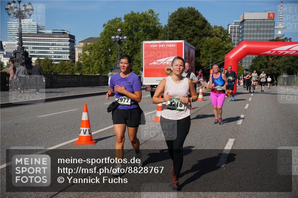 07.09.2025 - BARMER Alsterlauf Yannick Fuchs http://msf.ph/oto/8828767 07.09.2025 10:16:03 Laufen 2977, 43216, 4774, 4971 meine-sportfotos.de