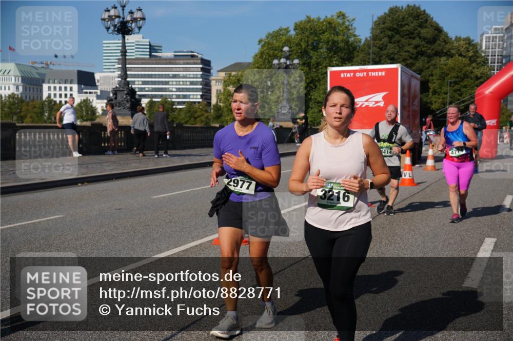07.09.2025 - BARMER Alsterlauf Yannick Fuchs http://msf.ph/oto/8828771 07.09.2025 10:16:04 Laufen 2977, 3216, 414 meine-sportfotos.de