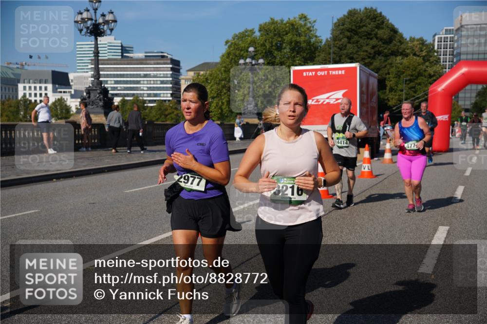 07.09.2025 - BARMER Alsterlauf Yannick Fuchs http://msf.ph/oto/8828772 07.09.2025 10:16:04 Laufen 2977, 136, 3216, 4414, 477 meine-sportfotos.de