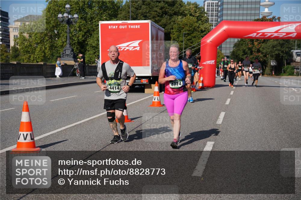 07.09.2025 - BARMER Alsterlauf Yannick Fuchs http://msf.ph/oto/8828773 07.09.2025 10:16:05 Laufen 4414, 4774, 71 meine-sportfotos.de