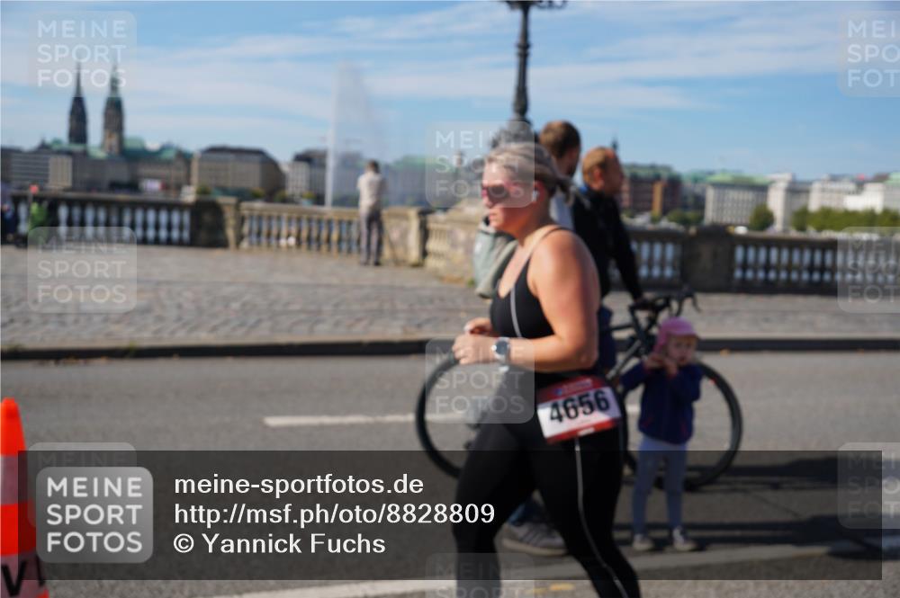 07.09.2025 - BARMER Alsterlauf Yannick Fuchs http://msf.ph/oto/8828809 07.09.2025 10:16:19 Laufen 4656 meine-sportfotos.de