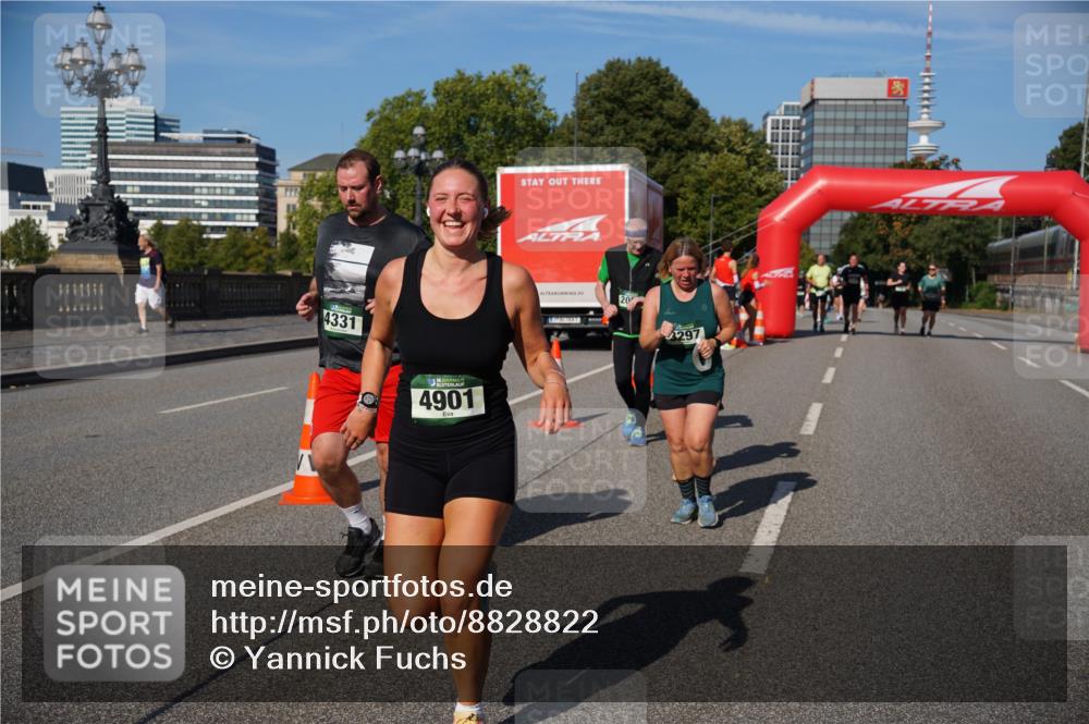 07.09.2025 - BARMER Alsterlauf Yannick Fuchs http://msf.ph/oto/8828822 07.09.2025 10:16:23 Laufen 4331, 4901, 20, 297 meine-sportfotos.de