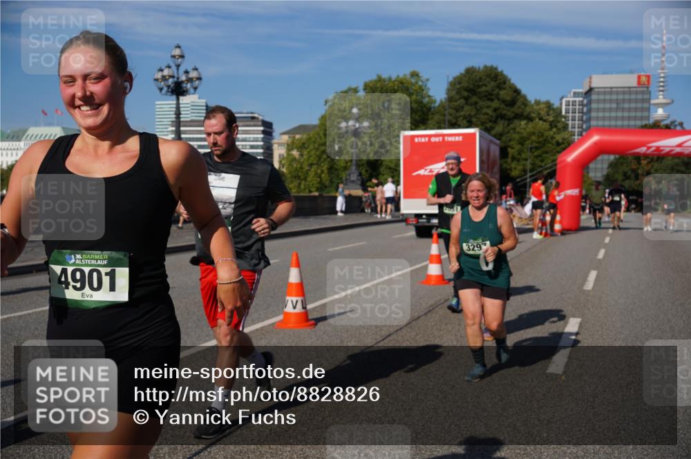 07.09.2025 - BARMER Alsterlauf Yannick Fuchs http://msf.ph/oto/8828826 07.09.2025 10:16:23 Laufen 36, 4901, 329 meine-sportfotos.de