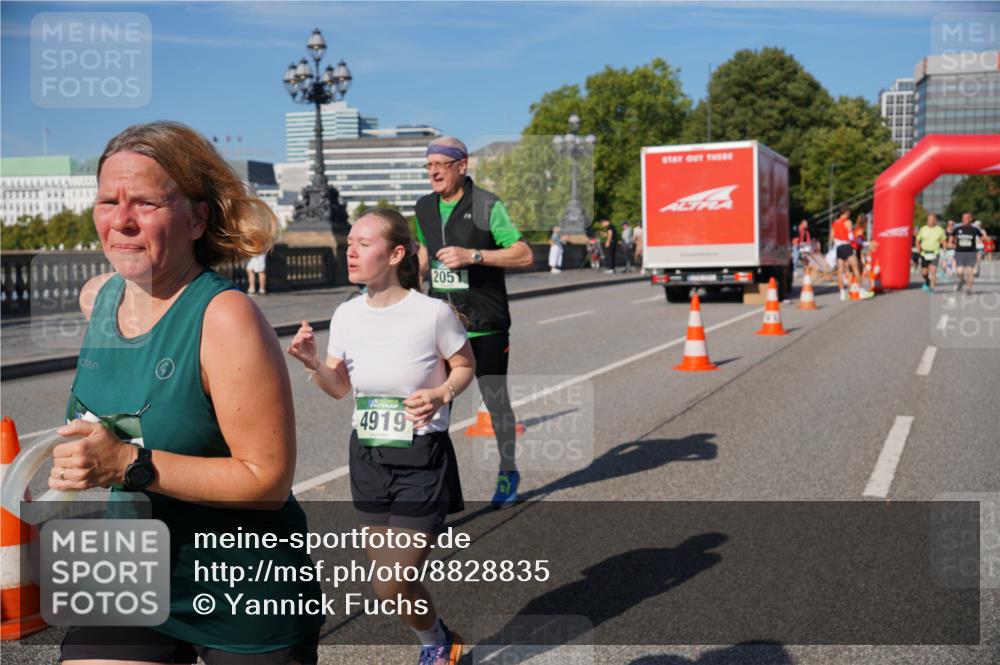 07.09.2025 - BARMER Alsterlauf Yannick Fuchs http://msf.ph/oto/8828835 07.09.2025 10:16:25 Laufen 4919, 2051 meine-sportfotos.de