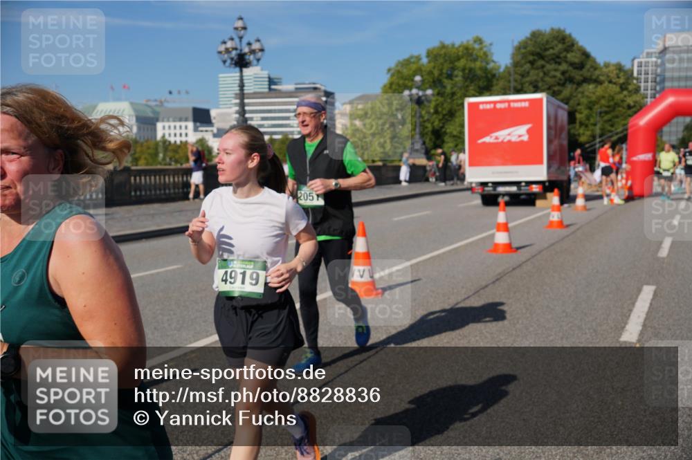 07.09.2025 - BARMER Alsterlauf Yannick Fuchs http://msf.ph/oto/8828836 07.09.2025 10:16:25 Laufen 4919, 205 meine-sportfotos.de