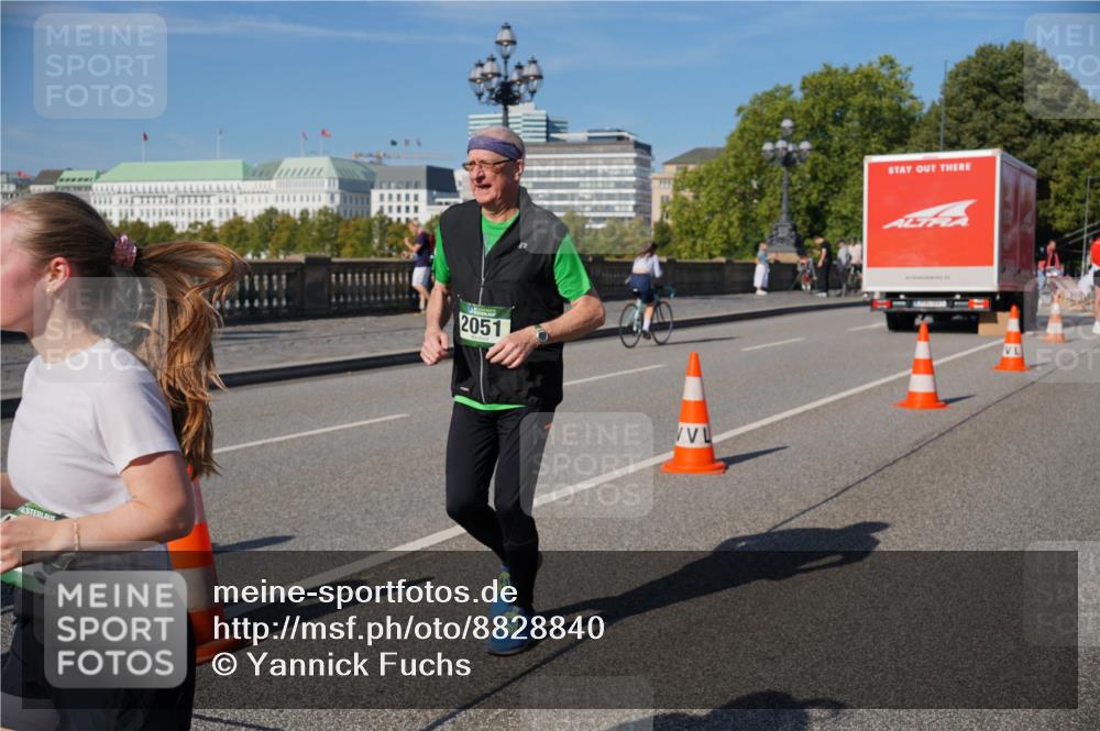 07.09.2025 - BARMER Alsterlauf Yannick Fuchs http://msf.ph/oto/8828840 07.09.2025 10:16:26 Laufen 2051 meine-sportfotos.de