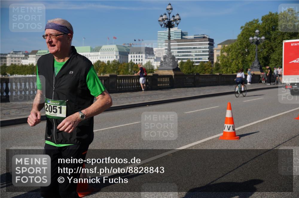 07.09.2025 - BARMER Alsterlauf Yannick Fuchs http://msf.ph/oto/8828843 07.09.2025 10:16:26 Laufen 2051 meine-sportfotos.de