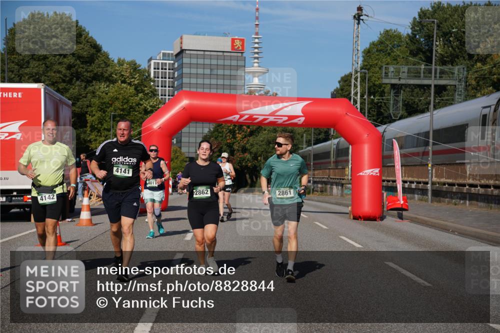 07.09.2025 - BARMER Alsterlauf Yannick Fuchs http://msf.ph/oto/8828844 07.09.2025 10:16:32 Laufen 4142, 4141, 4011, 2862, 2861 meine-sportfotos.de