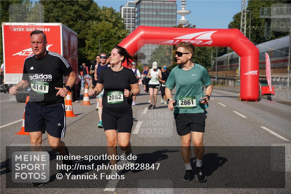 07.09.2025 - BARMER Alsterlauf Yannick Fuchs http://msf.ph/oto/8828847 07.09.2025 10:16:34 Laufen 4141, 2862, 4206, 2861 meine-sportfotos.de