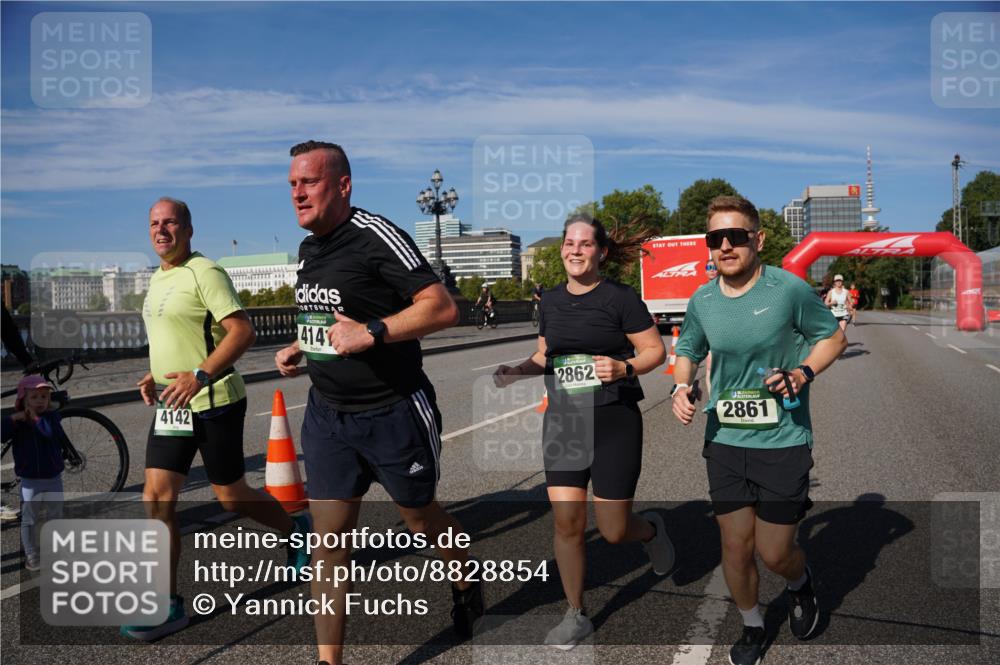 07.09.2025 - BARMER Alsterlauf Yannick Fuchs http://msf.ph/oto/8828854 07.09.2025 10:16:36 Laufen 4142, 414, 2862, 2861 meine-sportfotos.de