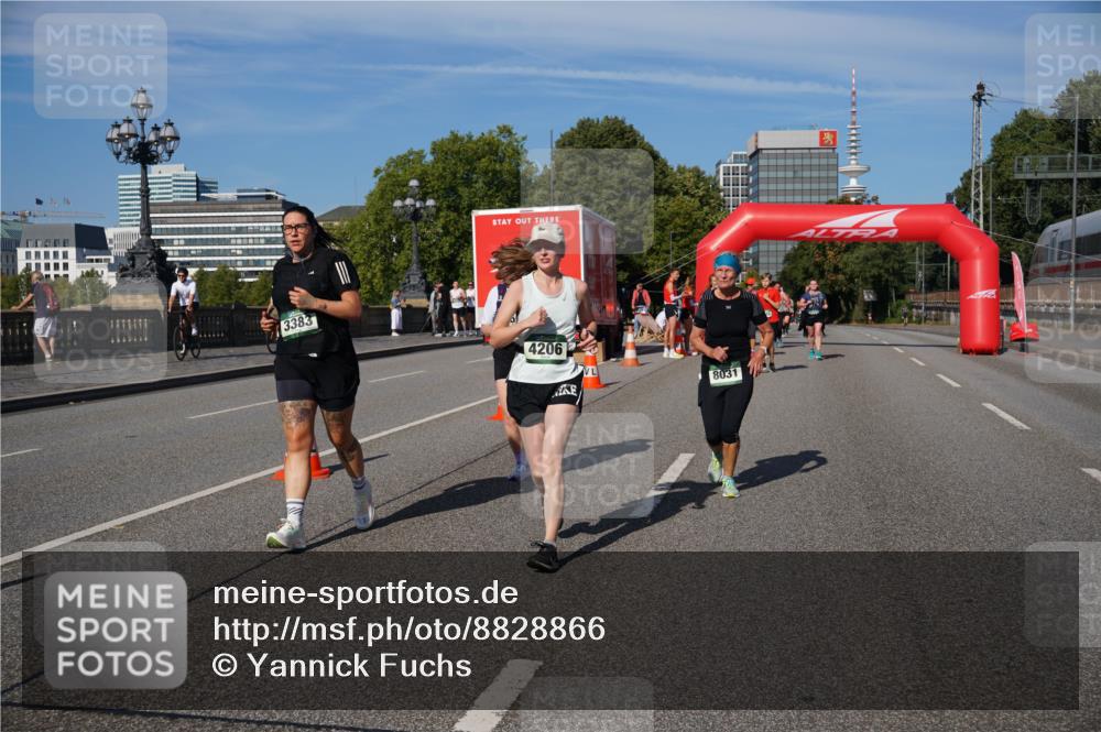 07.09.2025 - BARMER Alsterlauf Yannick Fuchs http://msf.ph/oto/8828866 07.09.2025 10:16:41 Laufen 3383, 4206, 8031 meine-sportfotos.de
