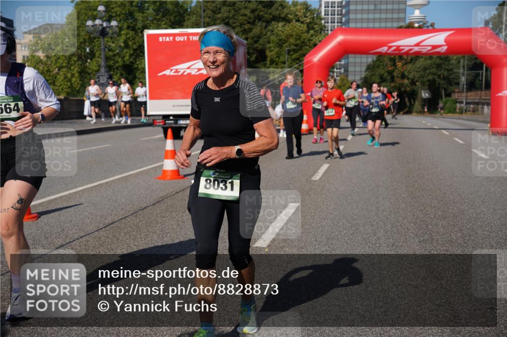 07.09.2025 - BARMER Alsterlauf Yannick Fuchs http://msf.ph/oto/8828873 07.09.2025 10:16:42 Laufen 5641, 13, 8031 meine-sportfotos.de
