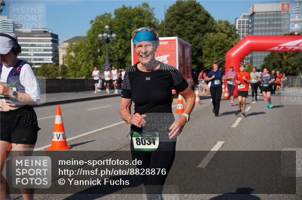 07.09.2025 - BARMER Alsterlauf Yannick Fuchs http://msf.ph/oto/8828876 07.09.2025 10:16:43 Laufen 136, 8031 meine-sportfotos.de