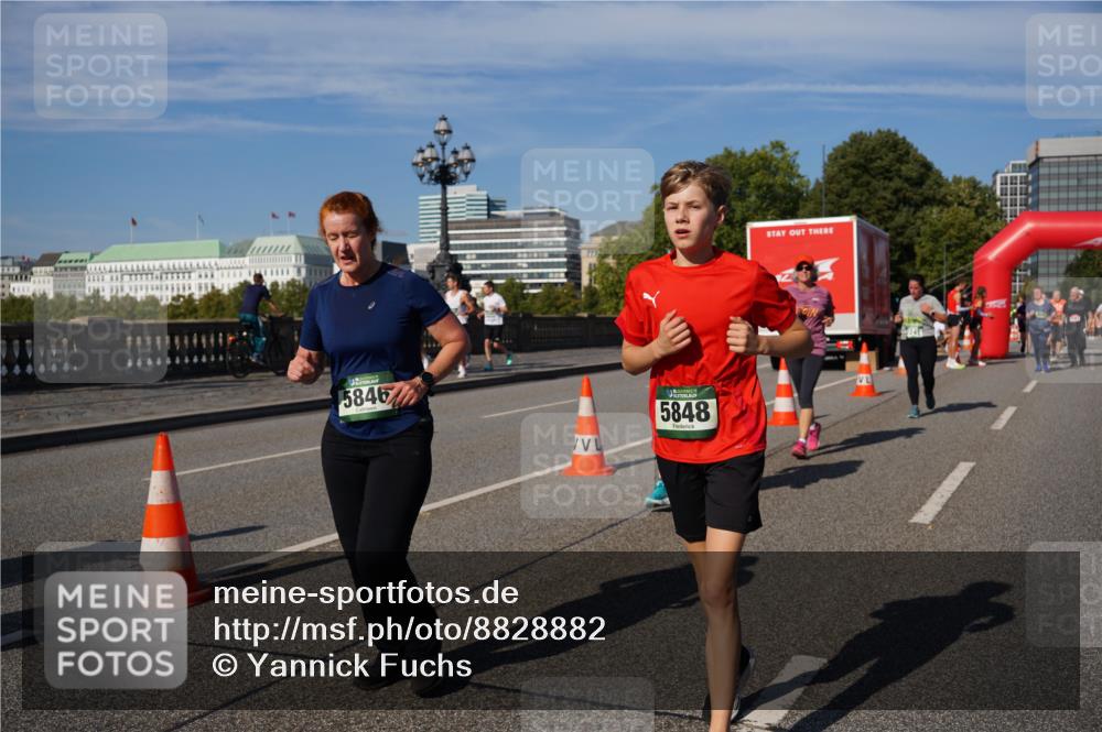 07.09.2025 - BARMER Alsterlauf Yannick Fuchs http://msf.ph/oto/8828882 07.09.2025 10:16:48 Laufen 5846, 5848 meine-sportfotos.de